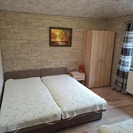 Csereerdo Szive Vendeghaz Lägenhet *