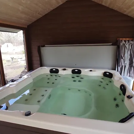 Apartament Csereerdo Szive Vendeghaz Debreţin